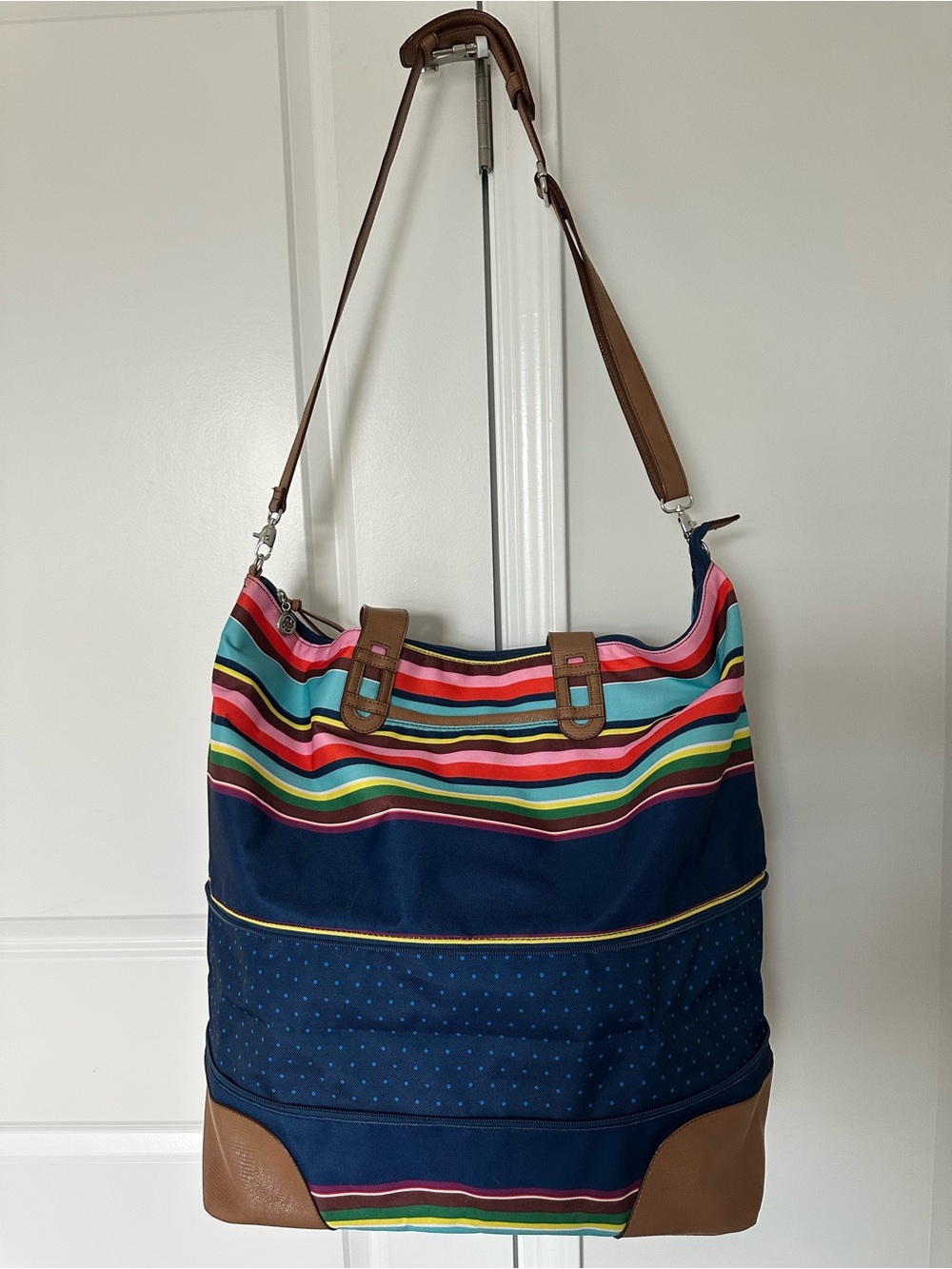 Stella & Dot “Let’s Get Carried Away” Large Weekender Tote | Strped | Travel Bag - Picture 6 of 16